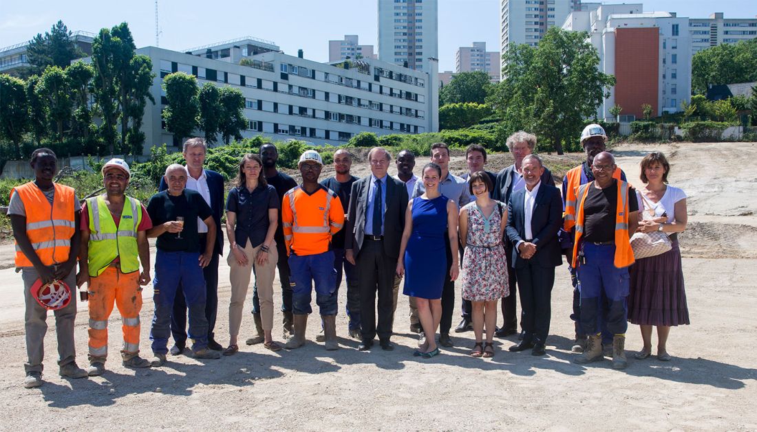 Photo des équipes sur le chantier