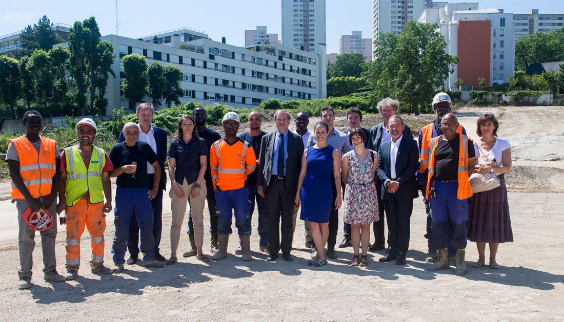 Photo des équipes sur le chantier